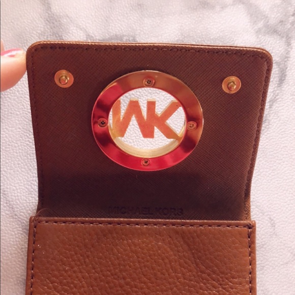 Michael Kors Fulton Tan Leather Card Case - Picture 2 of 5